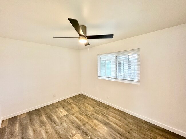 Building Photo - 4132 W 118th St