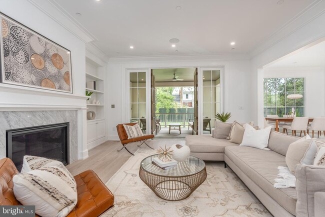 Building Photo - 4821 Rodman St NW