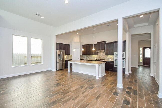 Building Photo - 15234 Ashbrook Dove Ln