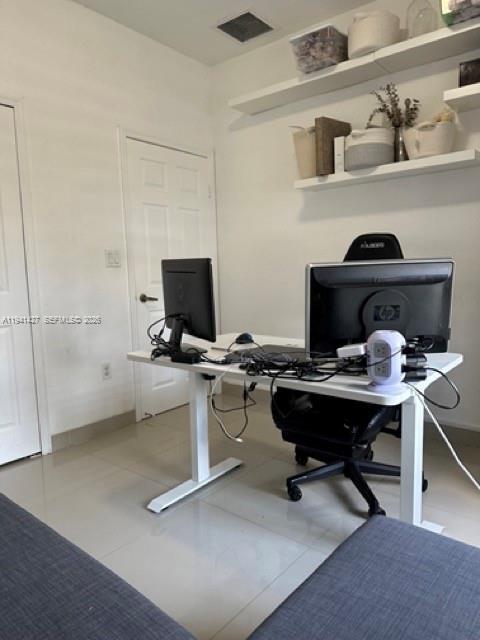 Building Photo - 10850 NW 82nd Terrace