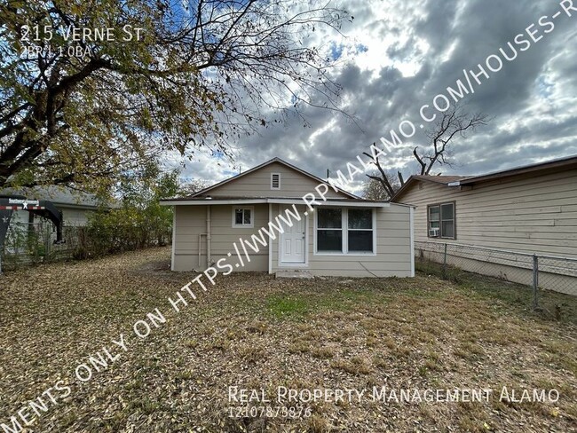 Building Photo - 215 Verne St