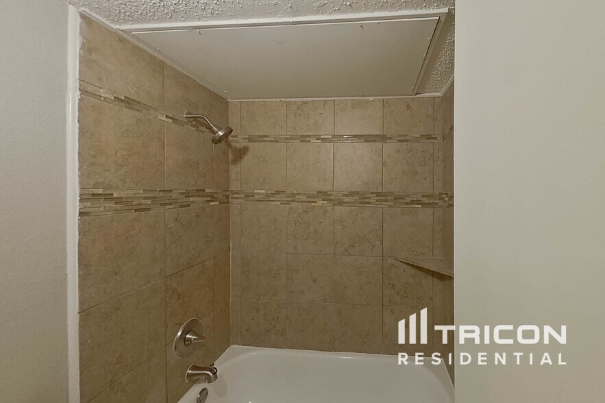 Building Photo - 4508 Timber Run Dr