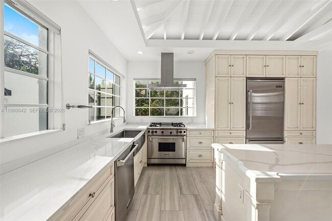 Building Photo - 4491 Prairie Ave