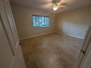 Building Photo - 2490 Centergate Dr