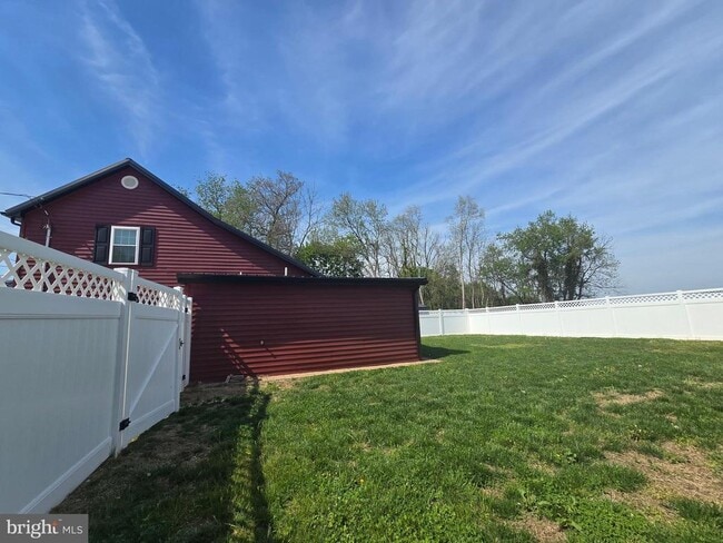 Building Photo - 34 South Main Street