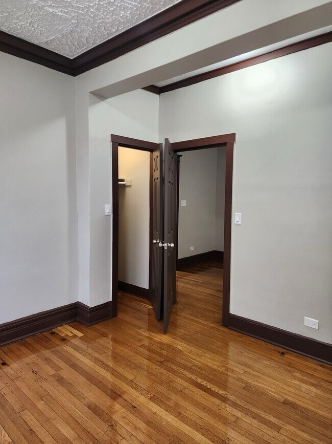 Building Photo - 3540 W Jackson Blvd