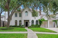 Building Photo - 4006 Chatham Ln