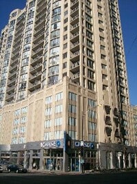 Building Photo - 600 N Dearborn St