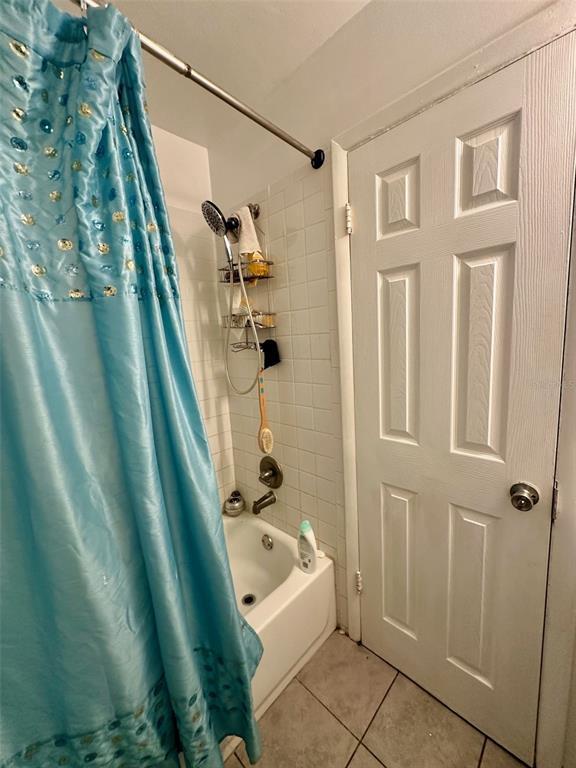 Building Photo - 1914 NE 21st Pl