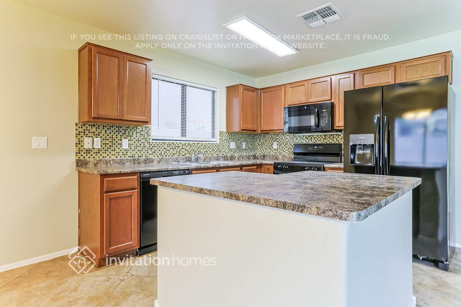 Building Photo - 2162 E Cochise Ave