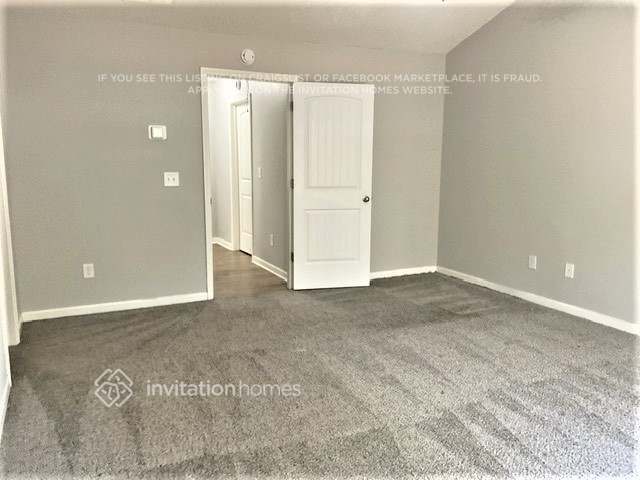 Building Photo - 227 Bandelier Cir