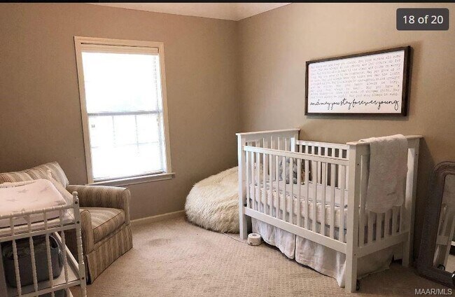 Building Photo - 9624 Gunnison Dr