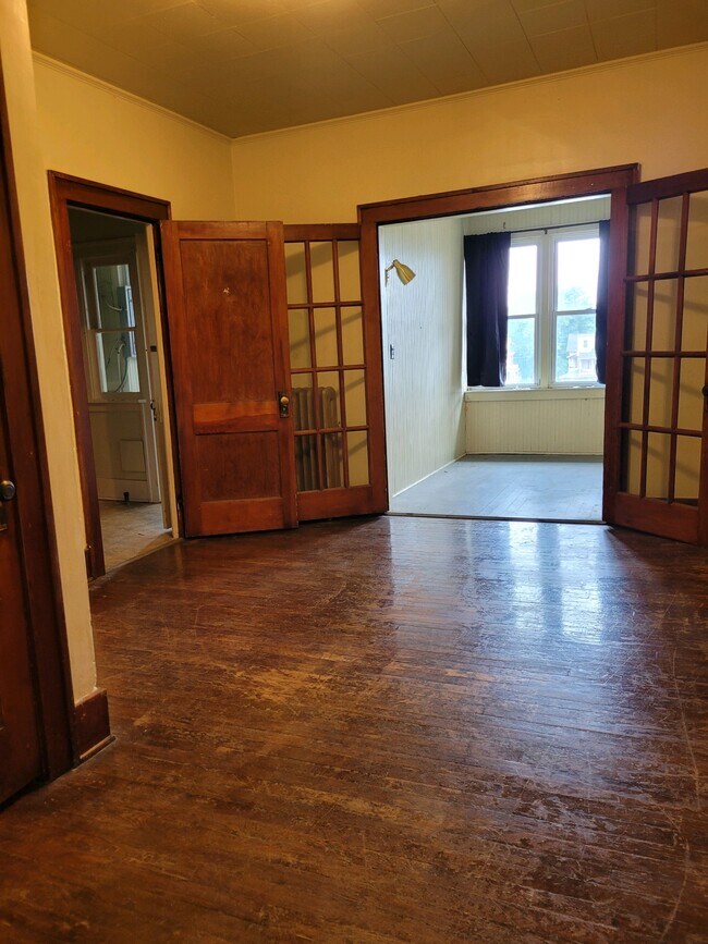 Building Photo - 186-2 S Washington St