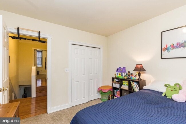 Building Photo - 916 S 25th St