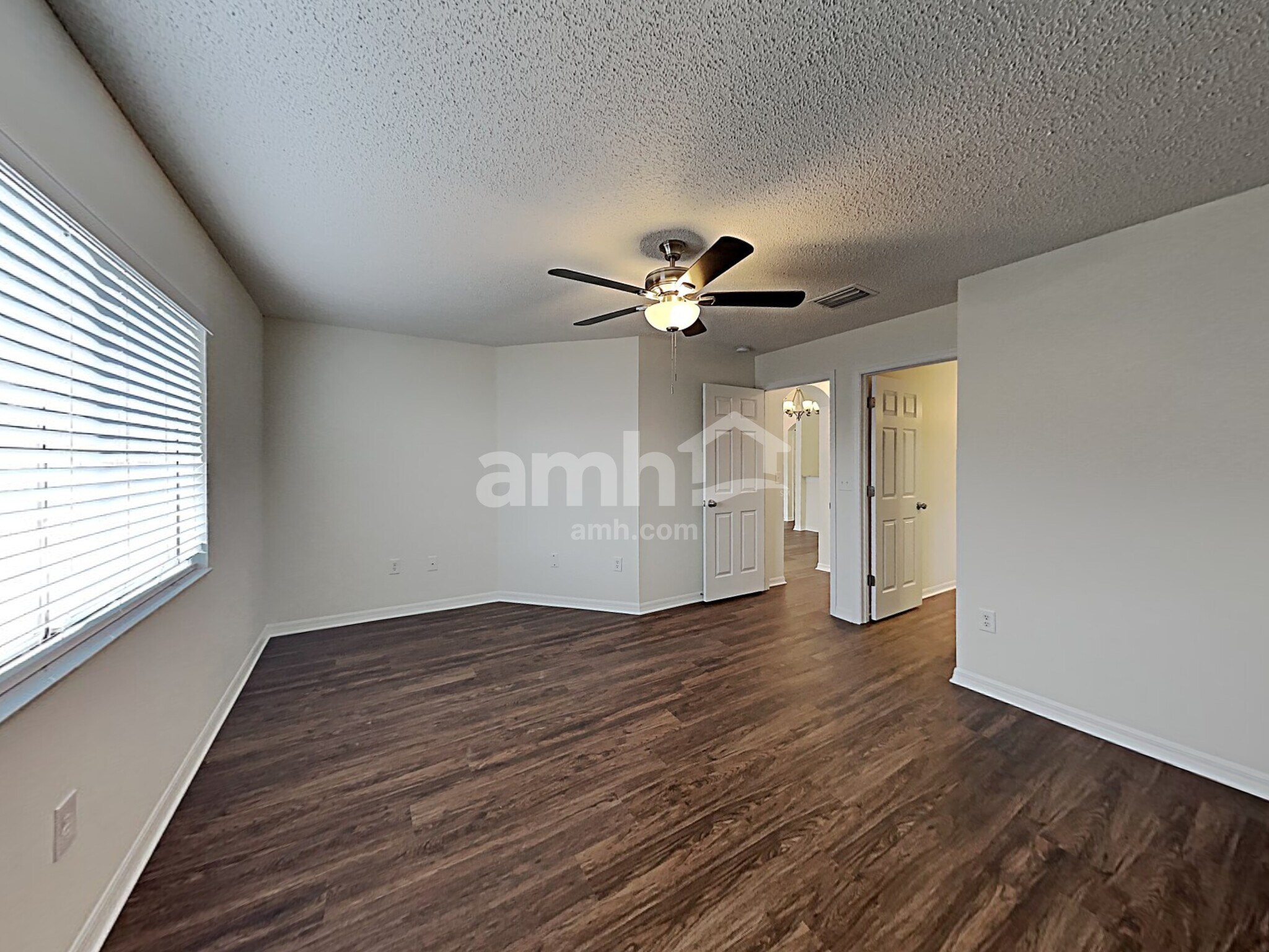 Building Photo - 4417 Country Hills Blvd