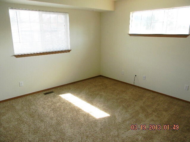 Building Photo - Home in Davis Park