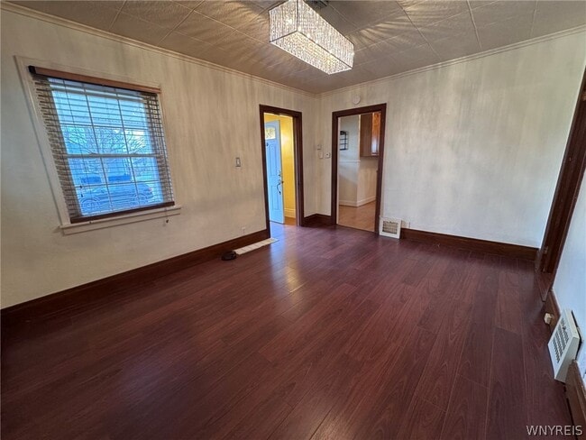 Building Photo - 102 Francis Ave