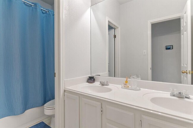 Building Photo - 16803 Black Kettle Dr