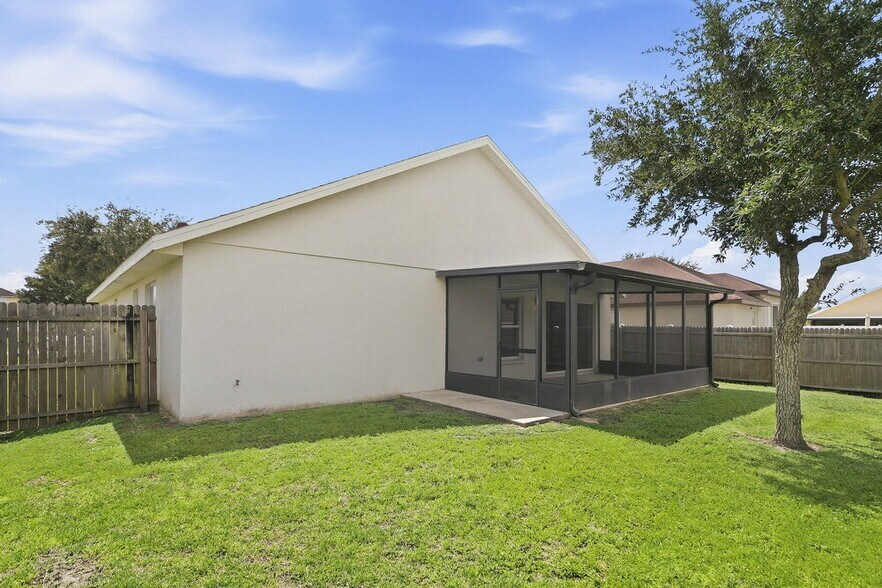 Building Photo - 3027 Eagle Crossing Dr