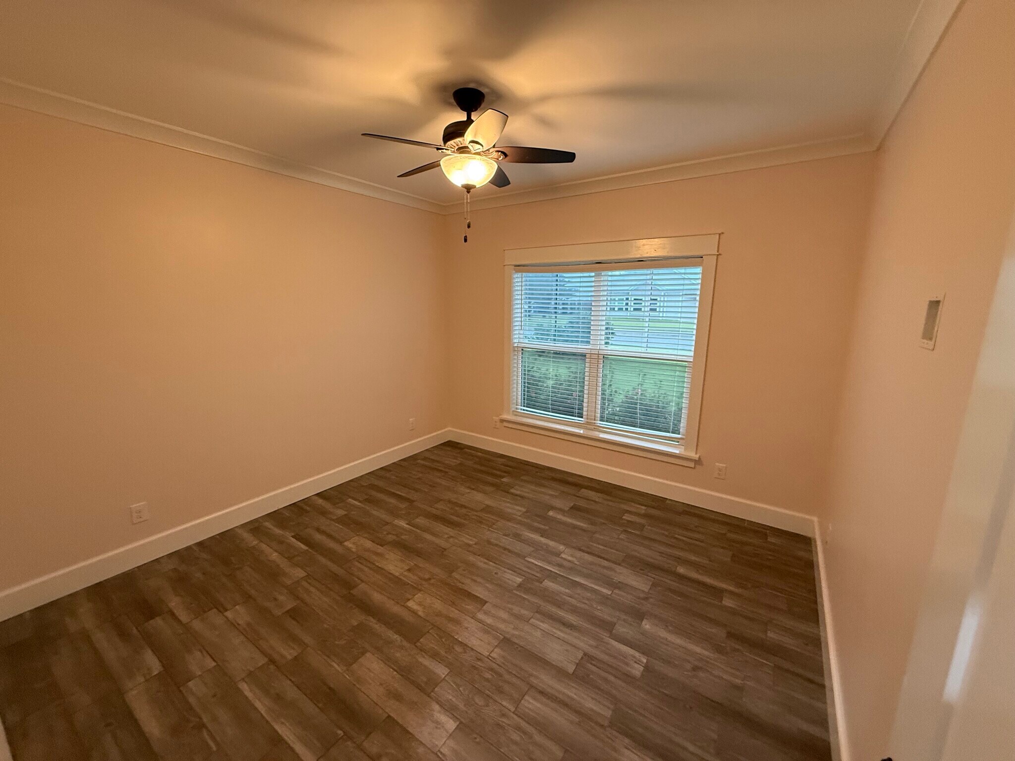 Building Photo - 1270 Dorado Way