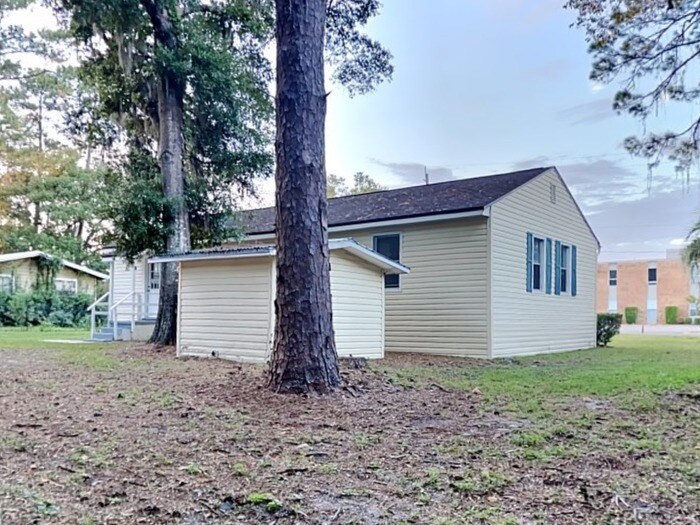 Building Photo - 2896 Capper Rd