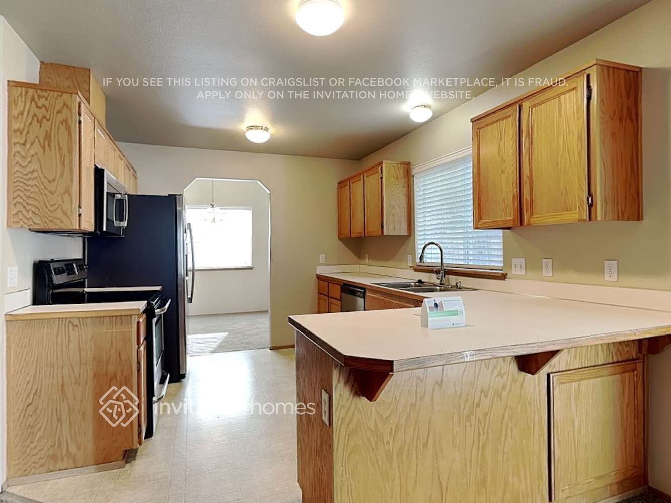 Building Photo - 14904 Woodland Ave E