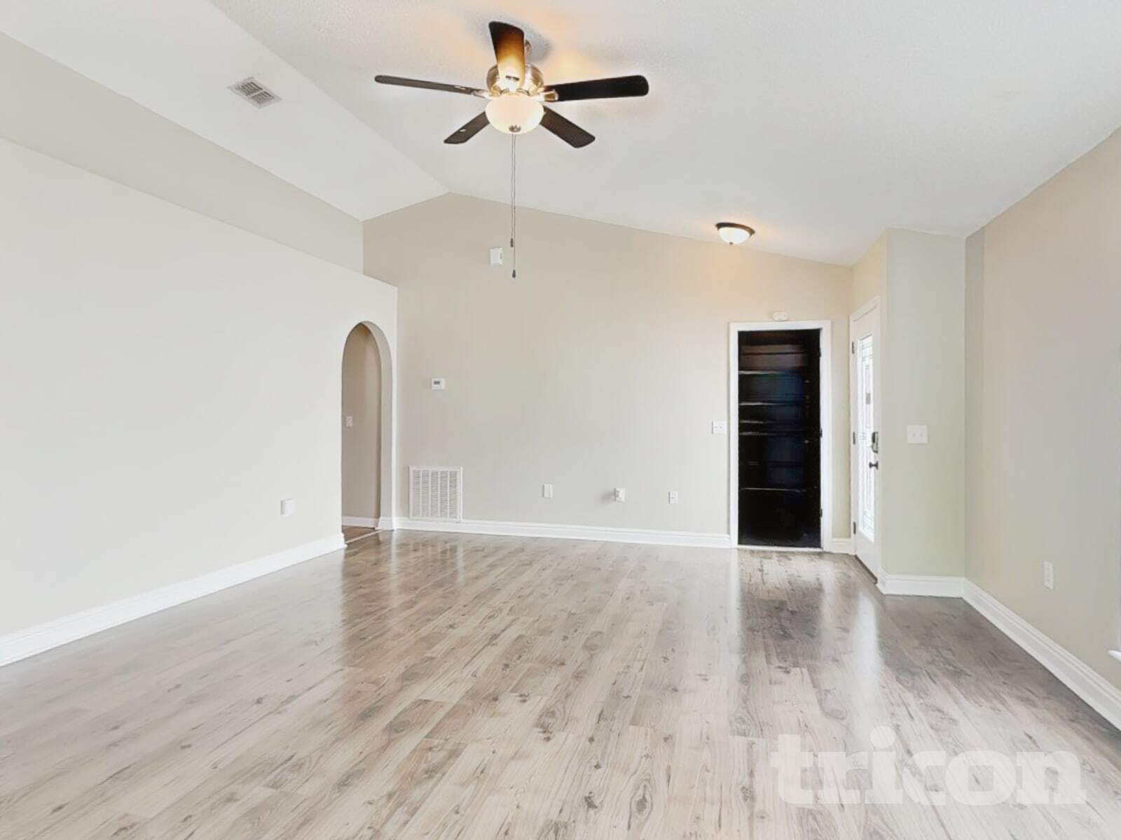 Building Photo - 10610 Opus Dr