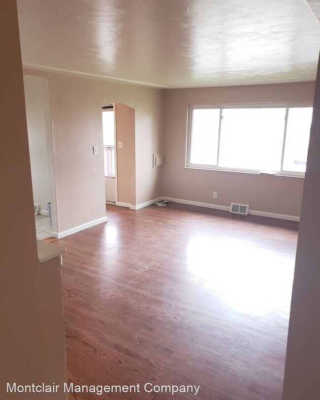 Building Photo - 4 br, 2 bath House - 2209 N Joliet St.