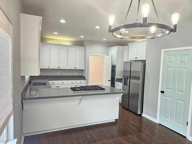 Building Photo - 795 Avante Pl
