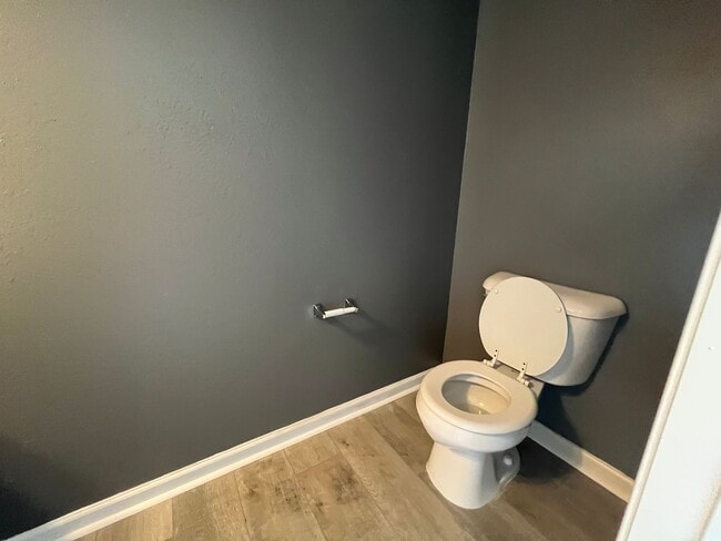 Building Photo - 57 Bearing Cir