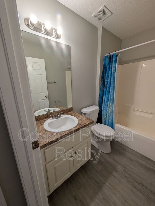 Building Photo - 9019 Cochise Ln