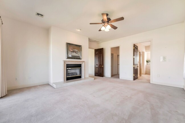 Building Photo - Luxury Lake Las Vegas Estate in Guard-Gated SouthShore Community!