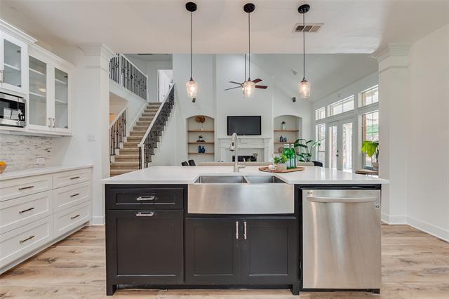 Building Photo - 4411 Voyager Dr