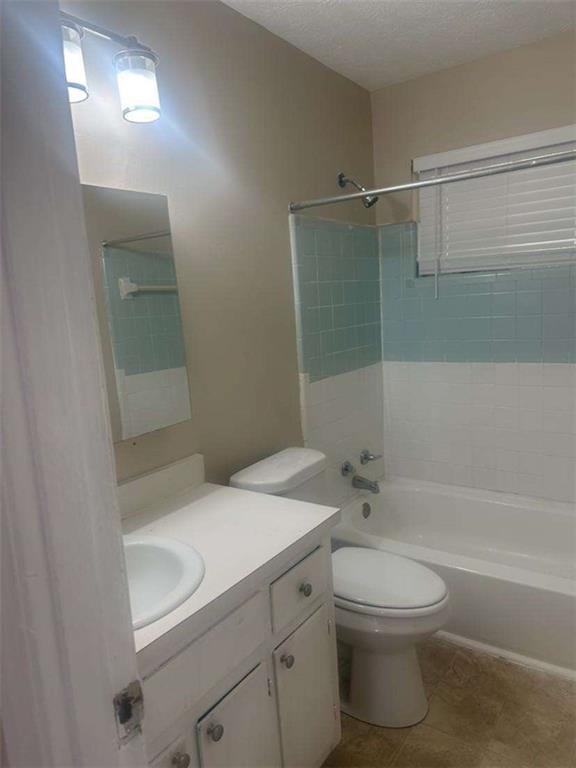 Building Photo - 393 Stone Mountain St