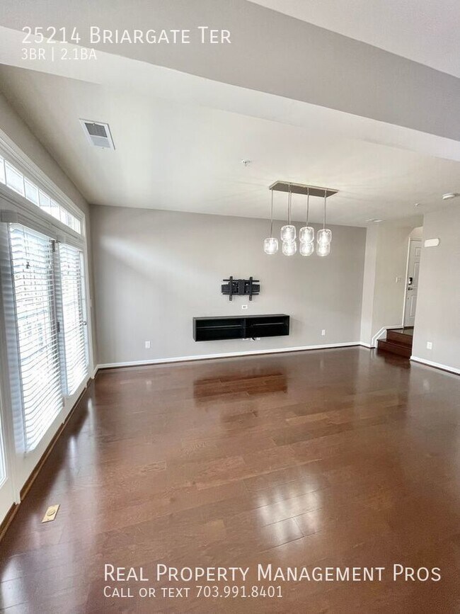 Building Photo - 25214 Briargate Terrace