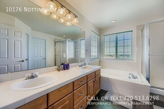 Building Photo - 10176 Nottingham Dr