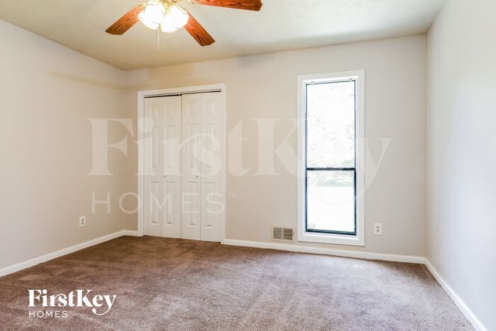 Building Photo - 674 Oak Moss Dr