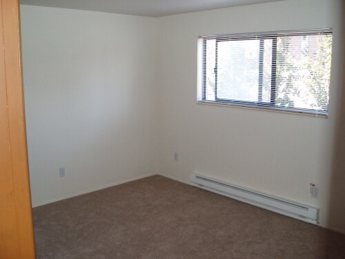  - Harbortown Apartments