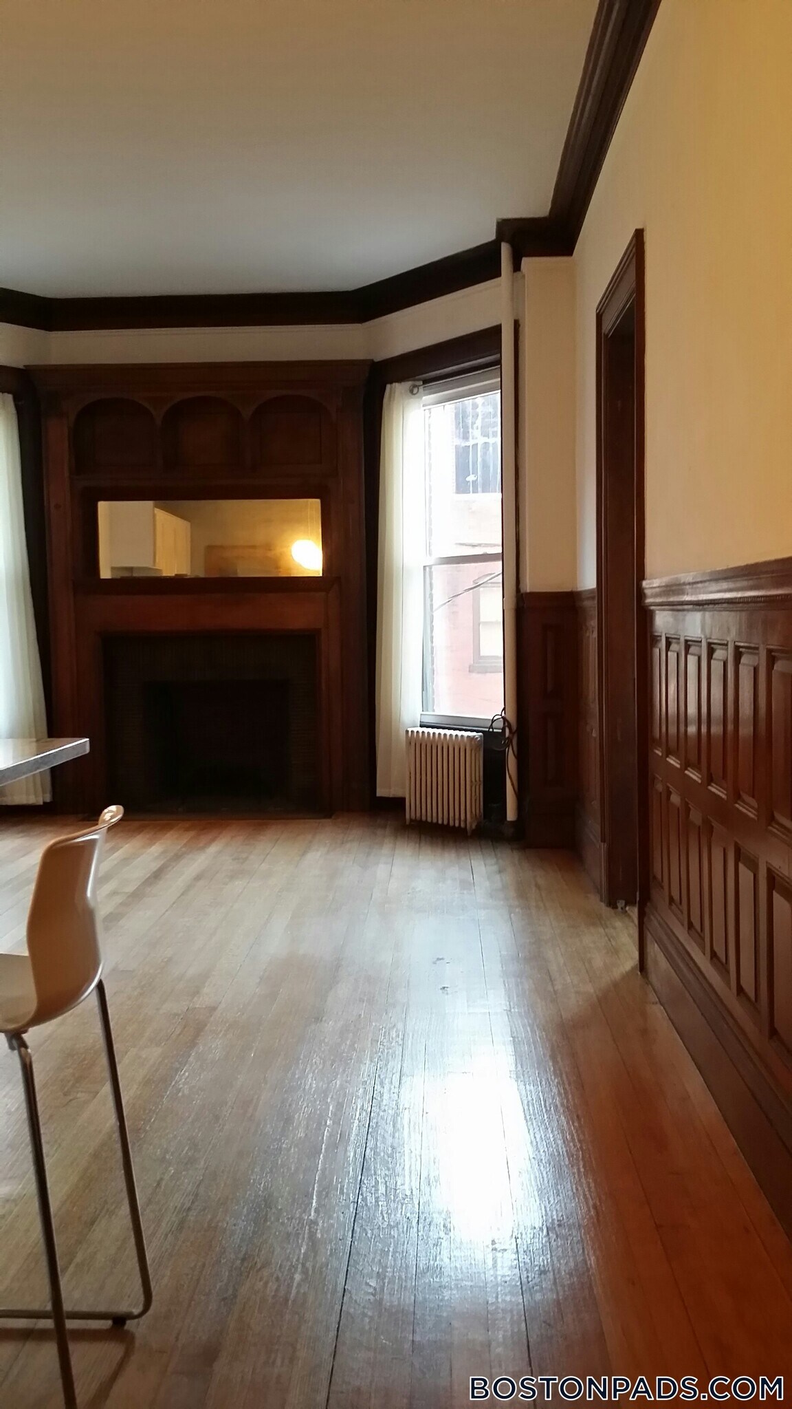 Building Photo - 849 Beacon St