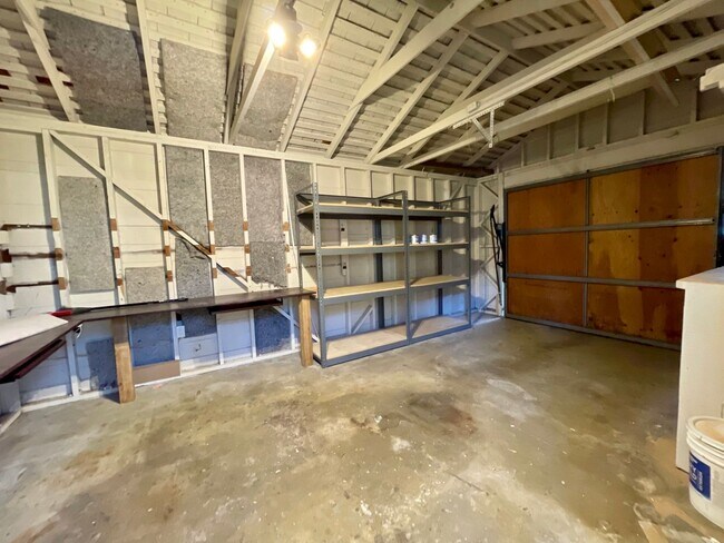Building Photo - Adorable Two-Bedroom in the Hillcrest Area of Pacific Grove!