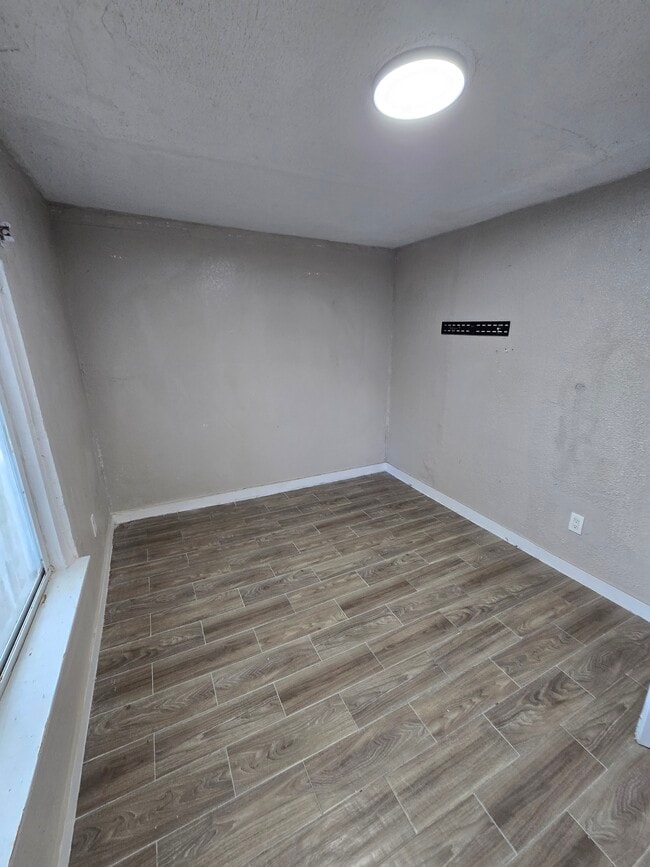 Building Photo - 15820 NW 39th Ct