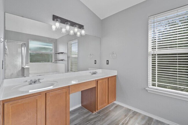 Building Photo - 120 Brazos Ln