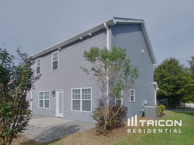 Building Photo - 8253 Chilkoot Ln