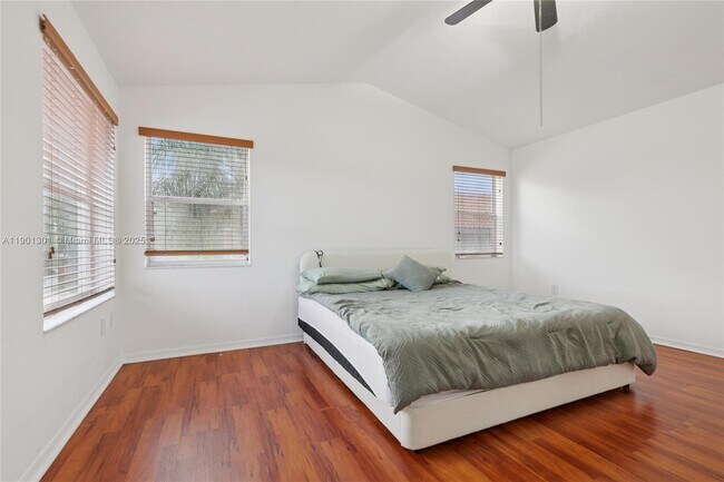 Building Photo - 14804 SW 155th Pl