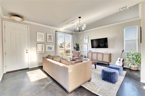 Building Photo - 2947 Moss St