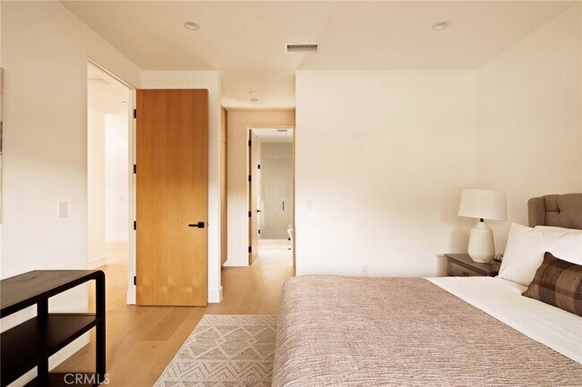 Building Photo - 3962 Alla Rd