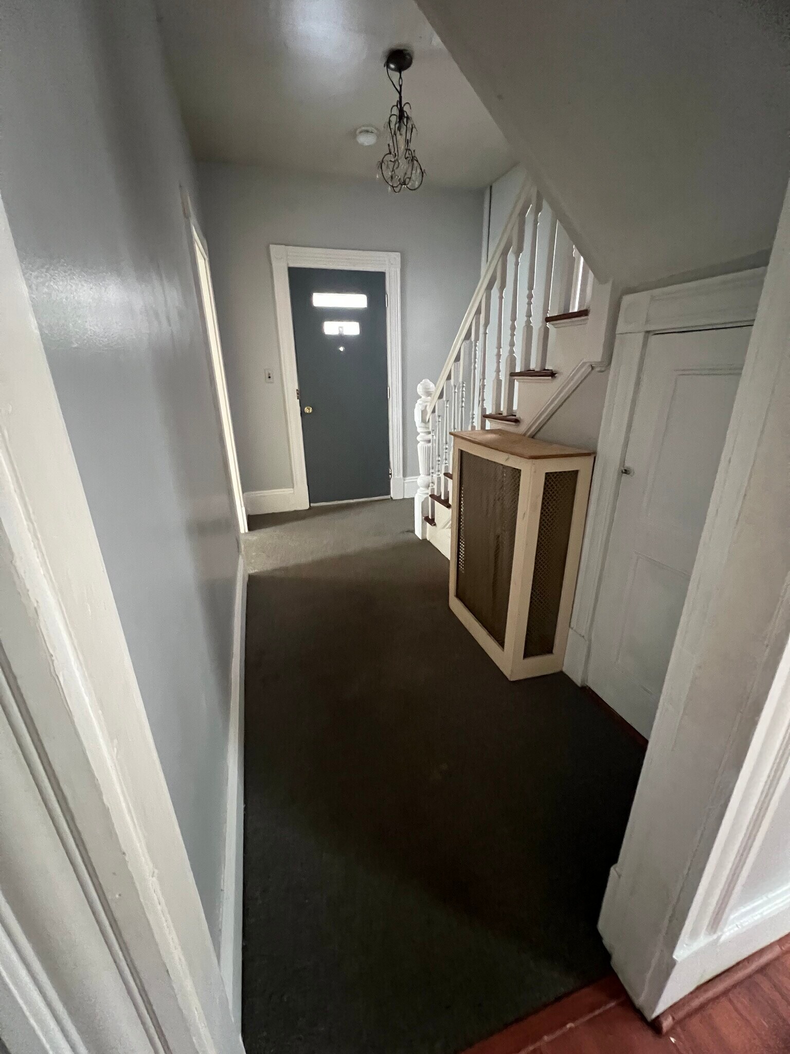 Building Photo - 903 Centre St