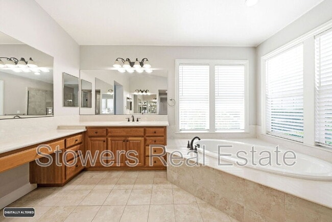 Building Photo - 3315 Ashbourne Cir
