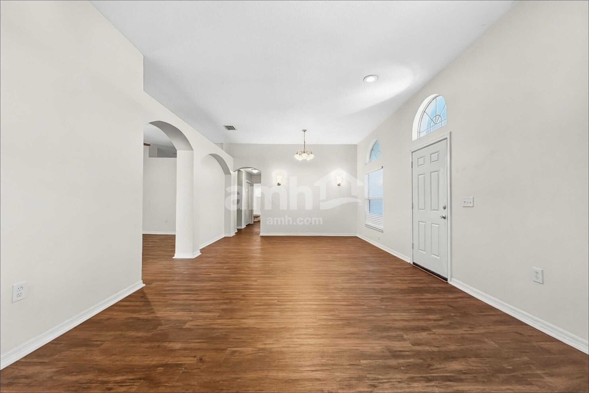 Building Photo - 1443 Baythorn Dr