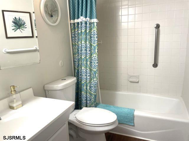 Building Photo - 4800 Boardwalk